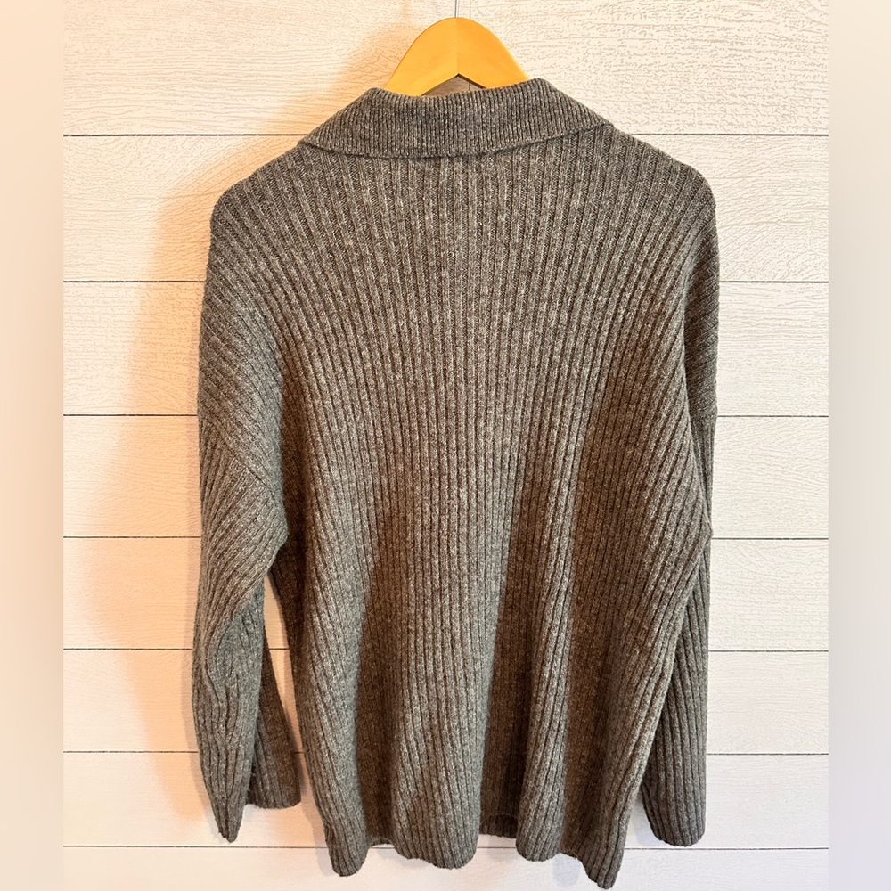 NWT ✨ American Eagle Button Down Collared Cardigan - Picture 4 of 5